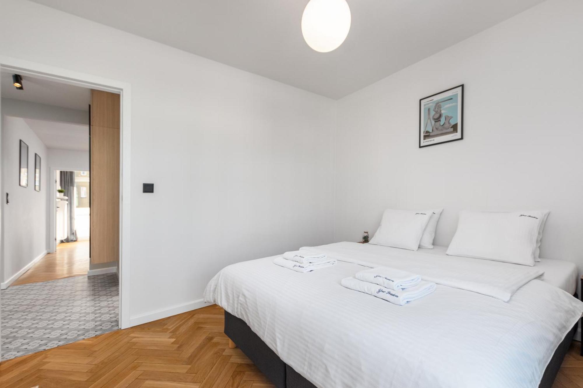 ורשה 3 Bedroom Apartment Lipowa By Your Freedom מראה חיצוני תמונה